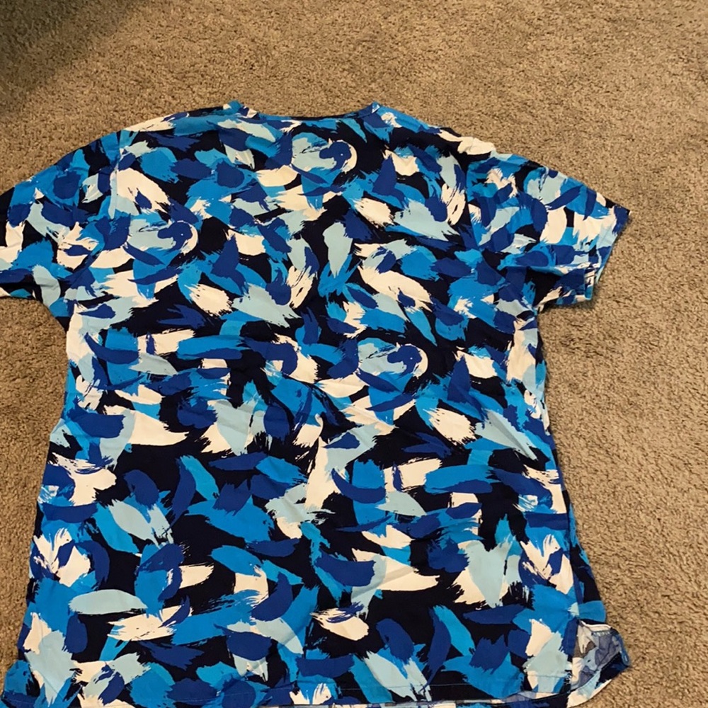 Scrub top - Picture 3 of 3